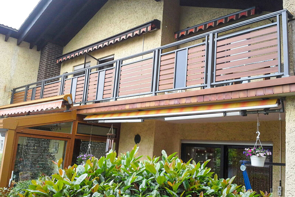 Balkongeländer Modell Compact S und Compact B