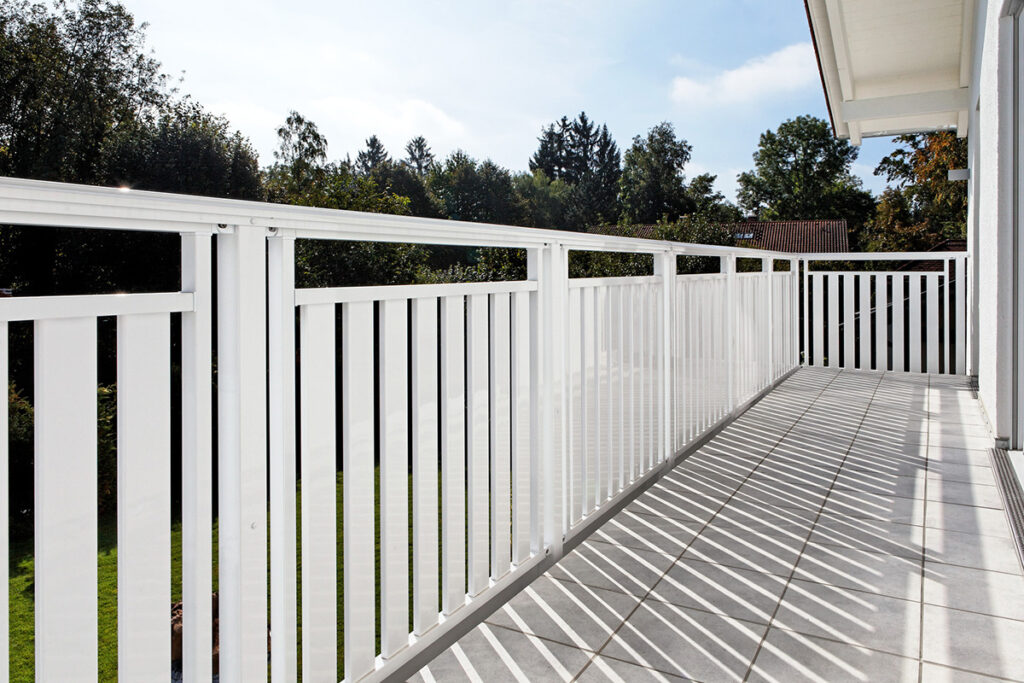 Balkongeländer Modell Compact B