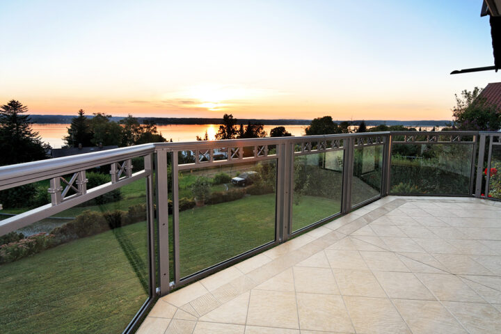 Geländer Modell Compact H