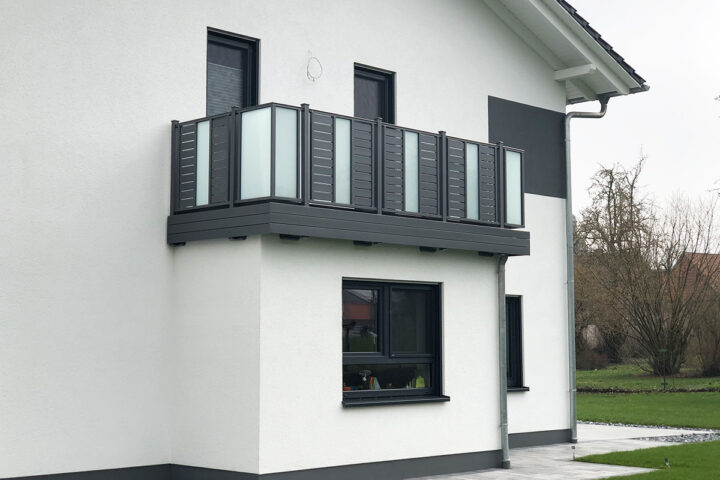 Geländer Modell Compact S