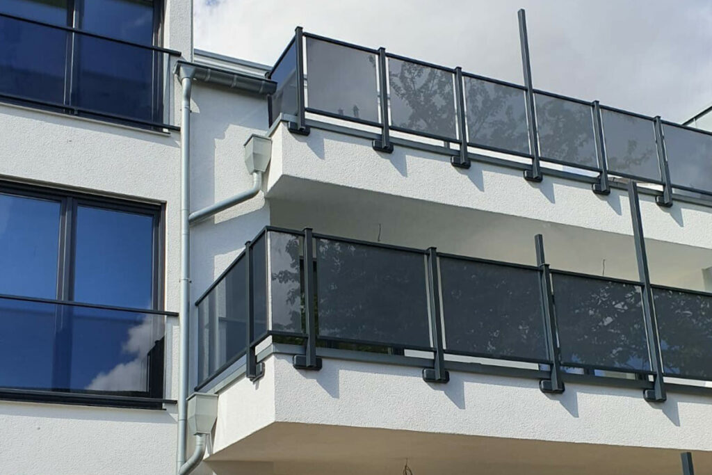 Balkongeländer Modell Compact V